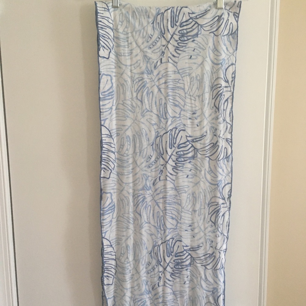 Vineyard Vines Scarf